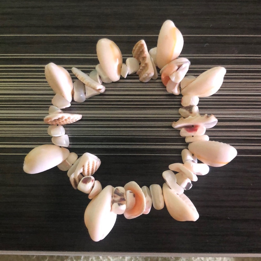 🌸Handmade Seashell Bracelet